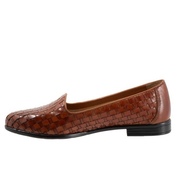 Trotters Chestnut Woven Flats Liz Style Color‎ Brown - Picture 3 of 15